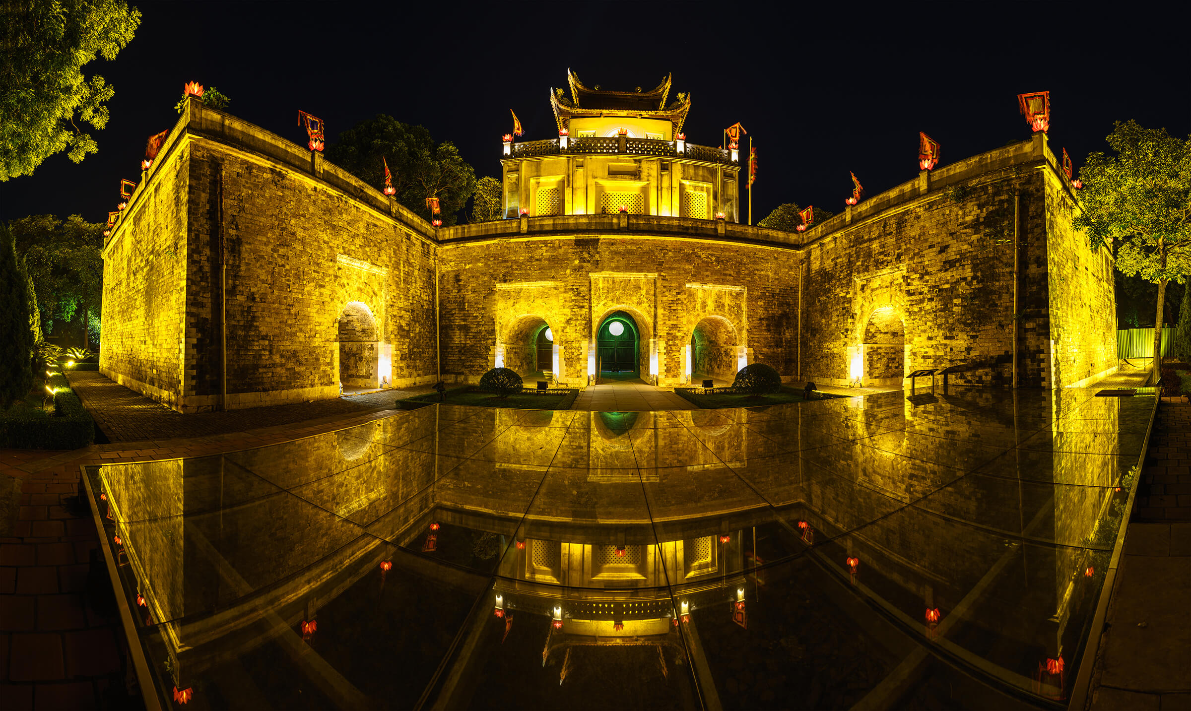 Explore Vietnamese History by Decoding the Imperial Citadel of Thang