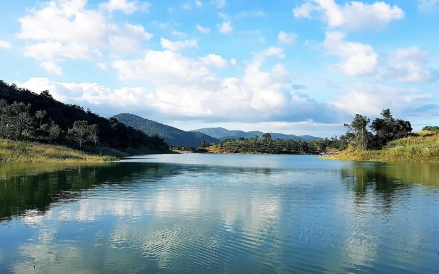 Ham Thuan Lake