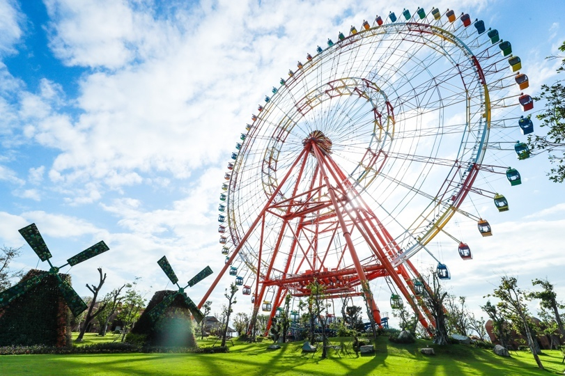 sky wheel vinpearl land