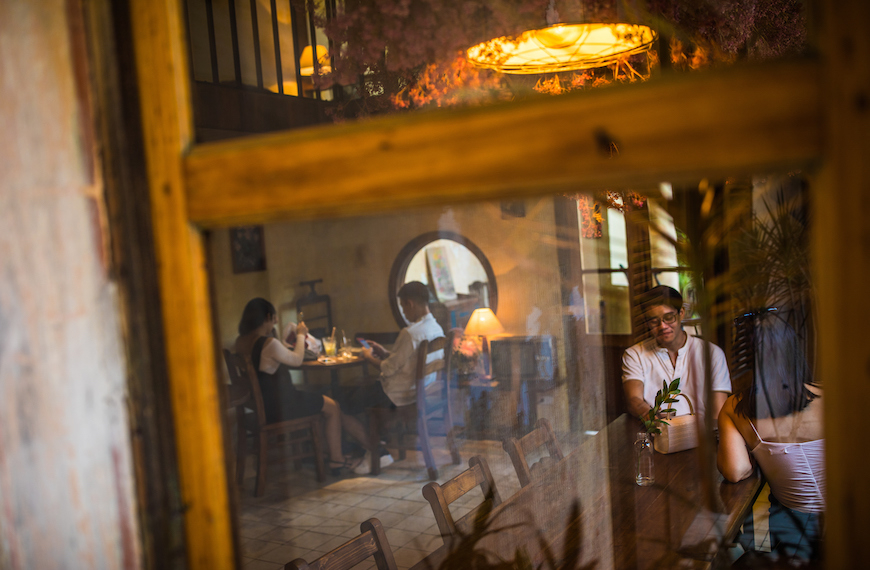 cool cafes in Hanoi