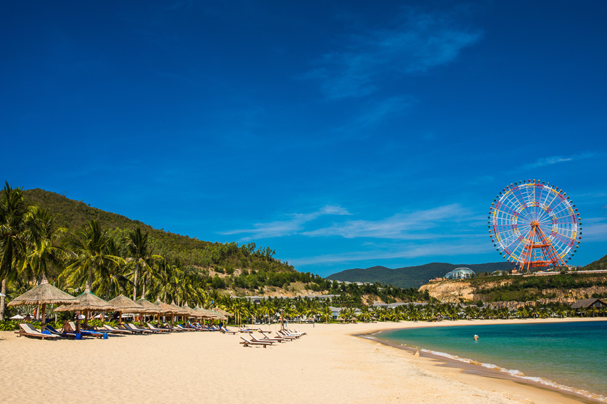 Vinwonders Nha Trang beach