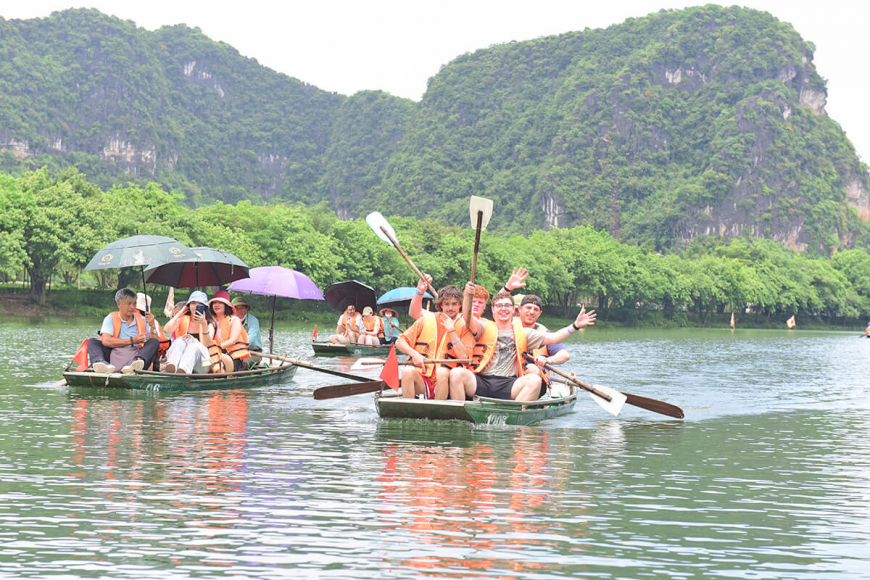 Tam Coc Bich Dong - the complex of poetic scenic spots of Ninh Binh province