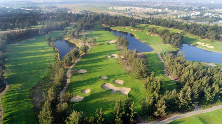 Montgomerie Links