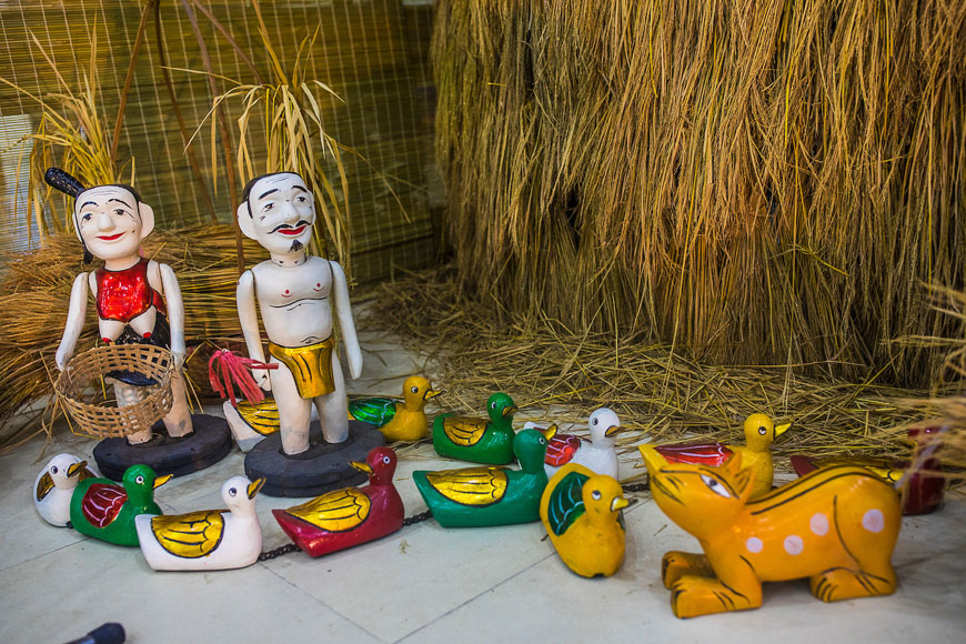 vietnam water puppetry